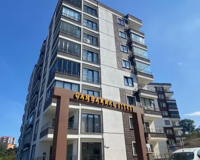 TRABZON YALINCAK CANBAKKAL SİTESİNDE SATILIK 3+1 DAİRE